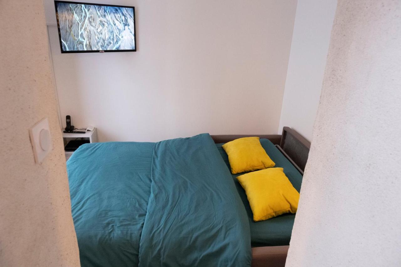 Ferienwohnung Le Duplex A Mimine Le Pin-en-Mauges Exterior foto